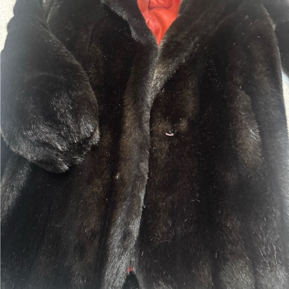 Jordache *vintage*Dark Brown Faux Fur Teddy Jacket. 90’s Mob wifey vibes! - Picture 2 of 6